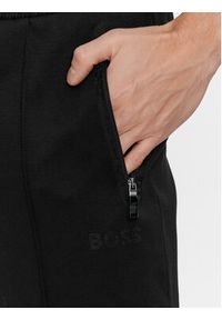 BOSS - Boss Spodnie dresowe Hadiko Mirror 50505320 Czarny Regular Fit. Kolor: czarny. Materiał: bawełna #4