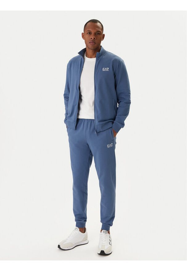 EA7 Emporio Armani Dres 8NPV60 PJVRZ Granatowy Regular Fit. Kolor: niebieski. Materiał: bawełna