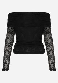 Born2be - Czarna Koronkowa Elegancka Bluzka z Wywiniętym Dekoltem Zinvalur. Okazja: na co dzień, na imprezę. Kolor: czarny. Materiał: koronka. Styl: elegancki #8