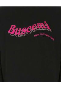 BUSCEMI - Czarna bluza z różowym logo. Kolor: czarny. Materiał: bawełna, dzianina. Długość rękawa: długi rękaw. Długość: długie. Wzór: nadruk