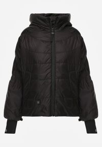 Renee - Czarna Pikowana Kurtka Puffer z Kapturem Ozdobiona Napisami Orellana. Okazja: na co dzień. Typ kołnierza: kaptur. Kolor: czarny. Materiał: poliester, jeans. Wzór: aplikacja, napisy. Sezon: wiosna. Styl: casual #5