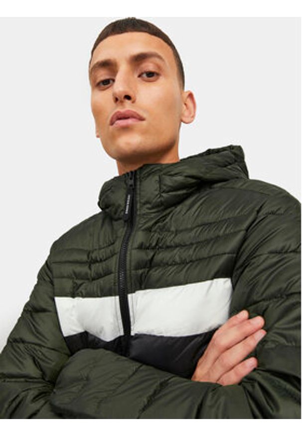 Jack & Jones - Jack&Jones Kurtka przejściowa Hero 12211785 Zielony Regular Fit. Kolor: zielony. Materiał: syntetyk