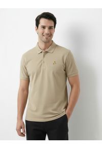 Klasyczna, Męska Koszulka Polo - Brave Soul - Beżowa. Okazja: na co dzień. Typ kołnierza: polo. Kolor: brązowy, beżowy, wielokolorowy. Materiał: bawełna. Sezon: wiosna, lato. Styl: klasyczny #4