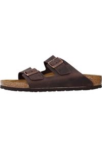 Klapki Birkenstock Arizona. Zapięcie: bez zapięcia. Kolor: brązowy. Materiał: materiał, skóra. Szerokość cholewki: normalna. Sport: turystyka piesza