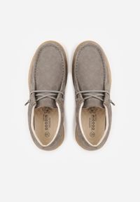 Born2be - Ciemnobeżowe Zamszowe Półbuty ze Skórzaną Wkładką i Ozdobnymi Przeszyciami Olenos. Okazja: na co dzień. Kolor: beżowy. Materiał: zamsz, skóra. Styl: casual #2