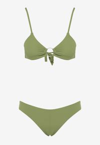 Renee - Zielone Bikini Ozdobione Okrągłą Klamrą Przy Biustonoszu Carisia. Kolor: zielony. Wzór: aplikacja