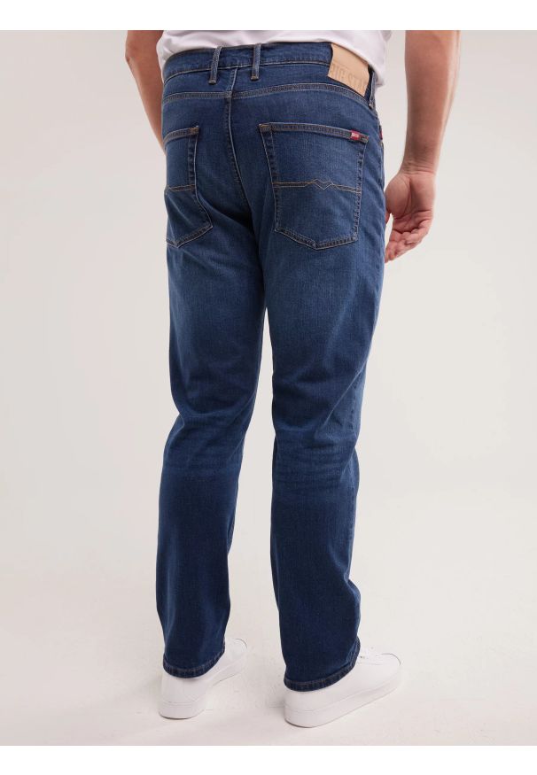 Big-Star - Jeansy męskie z prostą nogawką granatowe Colt 315. Okazja: na co dzień. Stan: podwyższony. Kolor: niebieski. Styl: casual, vintage, klasyczny, elegancki