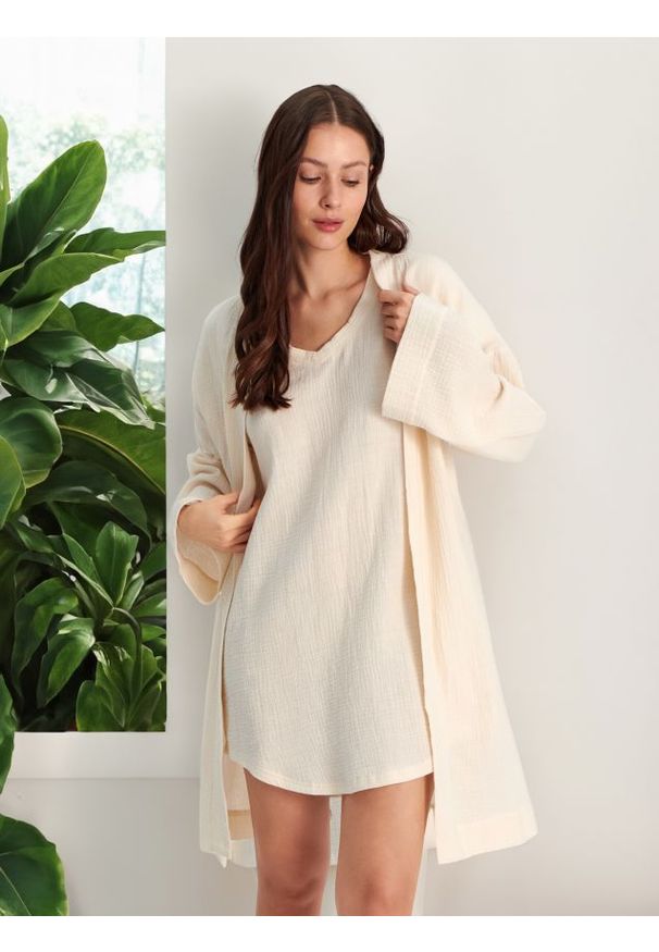 Sinsay - Koszula nocna - kremowy. Kolor: kremowy. Materiał: bawełna