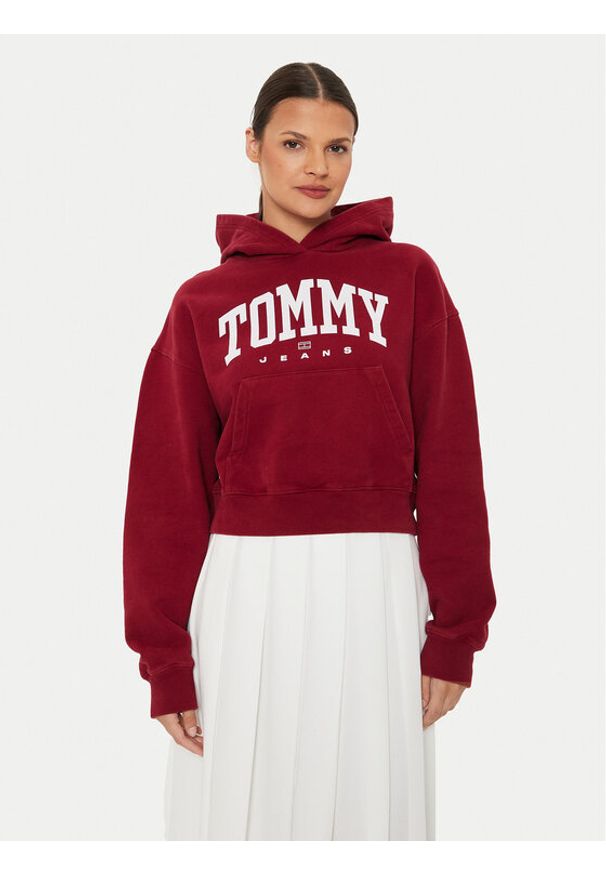 Tommy Jeans Bluza Varsity DW0DW19291 Czerwony Relaxed Fit. Kolor: czerwony. Materiał: bawełna