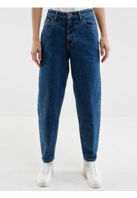 Big-Star - Spodnie jeans damskie mom jeans Ria 320. Kolor: niebieski