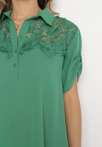 Born2be - Zielona Koszulowa Sukienka z Koronką Jetana. Kolor: zielony. Materiał: koronka. Długość rękawa: krótki rękaw. Wzór: koronka. Typ sukienki: koszulowe. Styl: elegancki #6