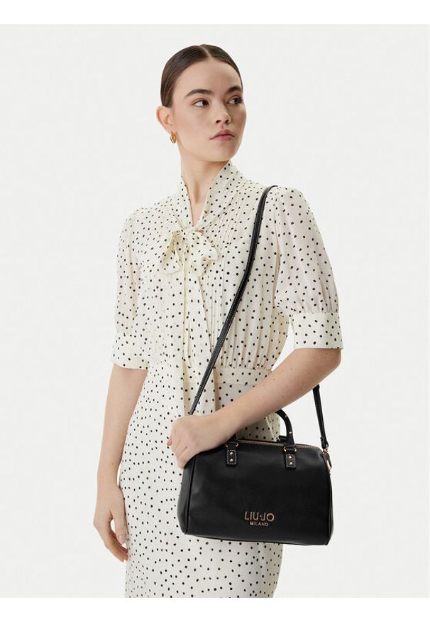 Liu Jo Torebka AA6052 E1012 Czarny. Kolor: czarny. Materiał: skórzane