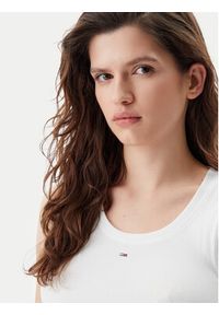 Tommy Jeans Top Essential DW0DW20673 Biały Slim Fit. Kolor: biały. Materiał: bawełna