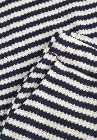 Born2be - Beżowo-Granatowy Dzianinowy Komplet z Bawełną Ozdobiony Wzorem w Paski Spodnie i Bluzka Amiphisia. Kolor: beżowy. Materiał: bawełna, dzianina. Wzór: paski, aplikacja #7