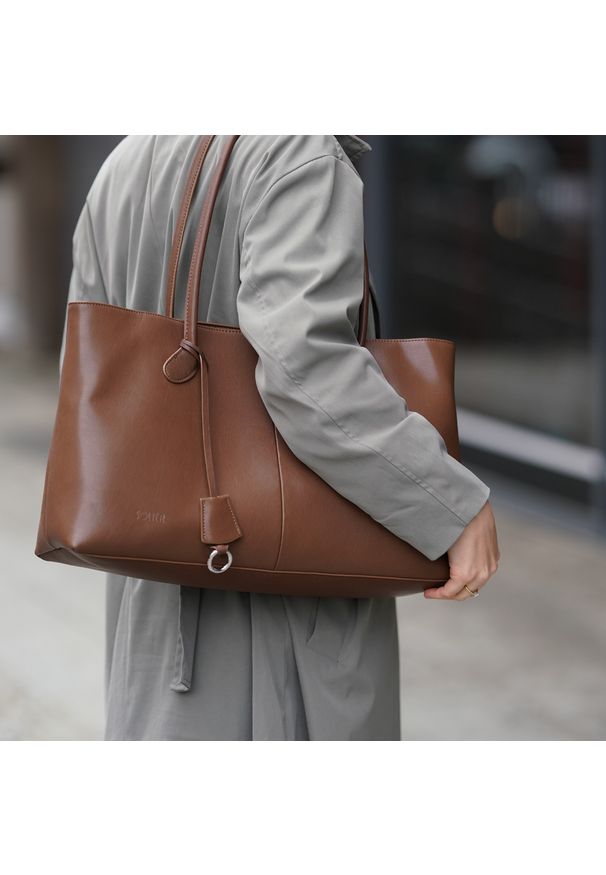 Shopper damski Solier FL37 Marlen c. brązowy. Kolor: brązowy. Wzór: aplikacja. Materiał: skórzane. Styl: biznesowy, klasyczny, elegancki, casual. Rodzaj torebki: na ramię