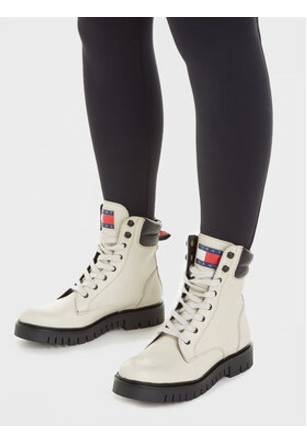 Tommy Jeans Botki Tjw Lace Up Boot EN0EN02314 Beżowy. Kolor: beżowy. Materiał: skóra