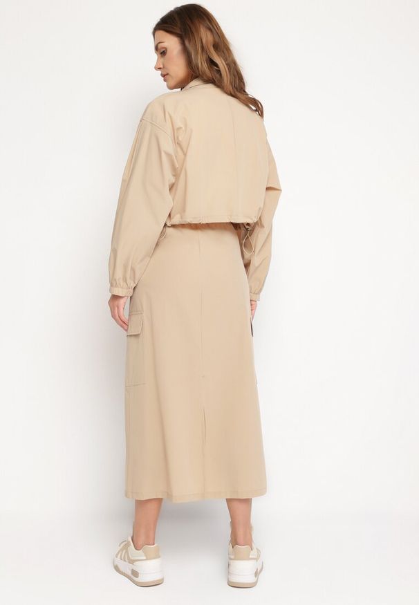 Born2be - Beżowy Komplet Casualowy Bluza z Suwakiem i Stójką oraz Spódnica z Kieszeniami Hettora. Kolor: beżowy