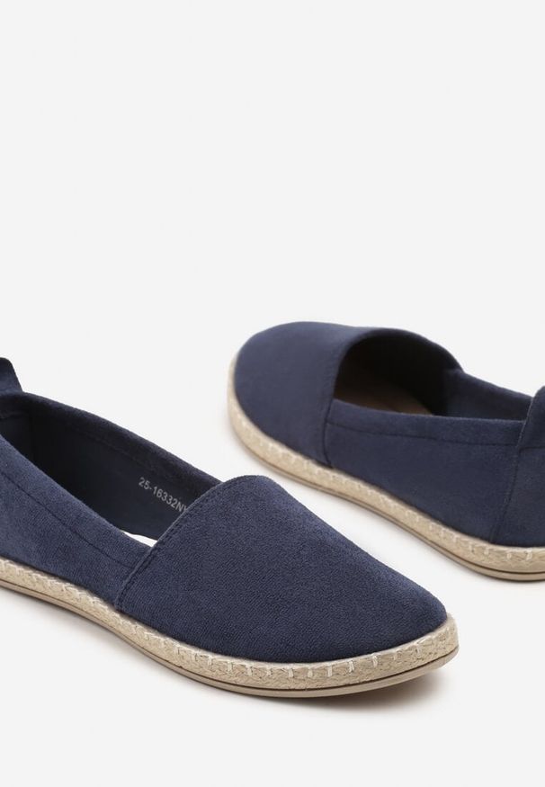 Born2be - Granatowe Espadryle na Płaskiej Plecionej Podeszwie Juliatta. Okazja: na co dzień. Kolor: niebieski. Styl: klasyczny, elegancki, casual