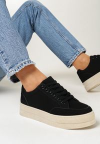 Born2be - Czarne Sneakersy Rezizi. Nosek buta: okrągły. Zapięcie: sznurówki. Kolor: czarny. Materiał: jeans. Wzór: jednolity #1