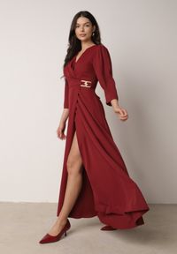 Born2be - Bordowa Kopertowa Sukienka Wieczorowa z Metaliczną Aplikacją w Talii Henalana. Okazja: na imprezę. Typ kołnierza: dekolt w serek. Kolor: czerwony. Wzór: aplikacja. Typ sukienki: kopertowe. Styl: wizytowy #5
