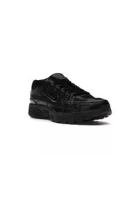 Buty do chodzenia męskie Nike P6000. Zapięcie: sznurówki. Kolor: czarny. Materiał: materiał. Szerokość cholewki: normalna. Sport: turystyka piesza
