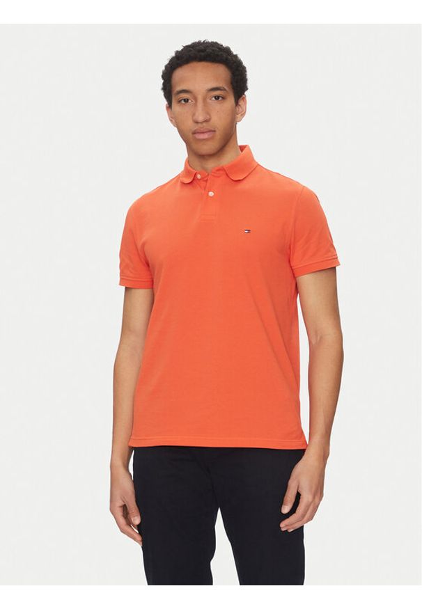 TOMMY HILFIGER - Tommy Hilfiger Polo 1985 MW0MW17770 Pomarańczowy Regular Fit. Typ kołnierza: polo. Kolor: pomarańczowy. Materiał: bawełna