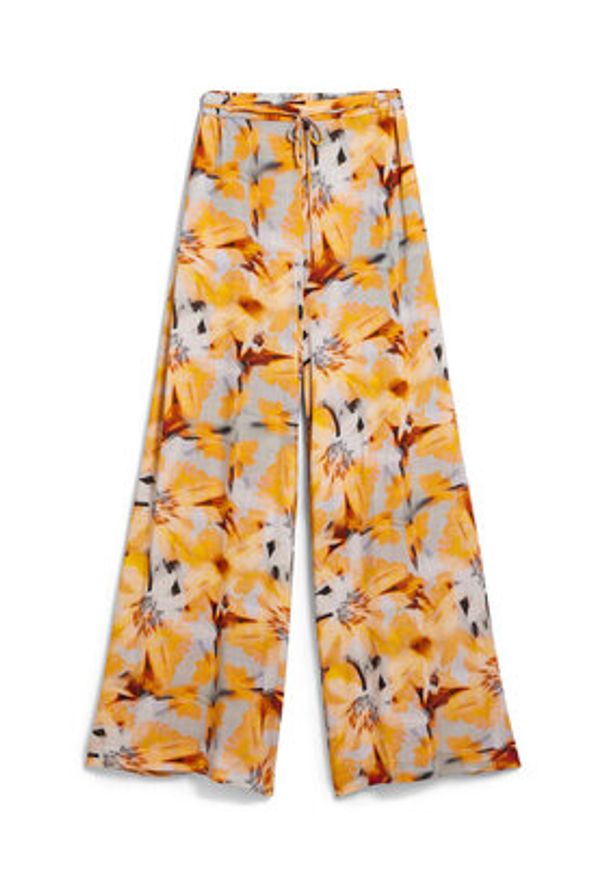 Desigual Spodnie materiałowe Pant Preston 26SWPW38 Pomarańczowy Relaxed Fit. Kolor: pomarańczowy. Materiał: wiskoza