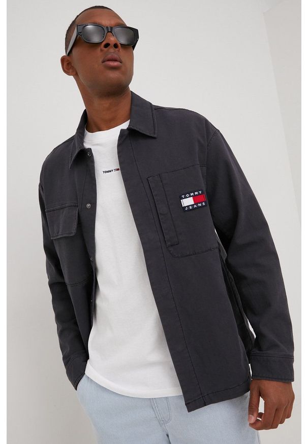 Tommy Jeans kurtka męska kolor szary przejściowa. Kolor: szary. Materiał: bawełna