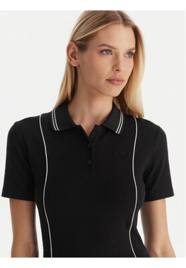 Guess Sukienka dzianinowa V5YK00 KCX12 Czarny Regular Fit. Kolor: czarny. Materiał: wiskoza