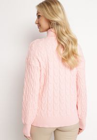 Born2be - Różowy Sweter z Golfem w Warkoczowy Splot ze Ściągaczami Maraiwai. Typ kołnierza: golf. Kolor: różowy. Wzór: ze splotem. Sezon: jesień #3