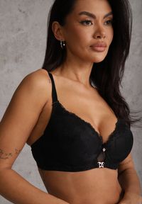 Renee - Czarny Koronkowy Biustonosz z Metaliczną Aplikacją Dorzedi. Kolor: czarny. Materiał: koronka. Rodzaj stanika: przezroczysty. Wzór: aplikacja #5