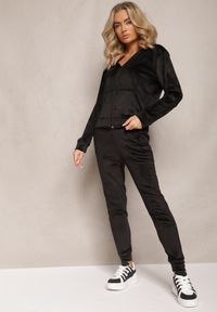 Renee - Czarny Welurowy Komplet Dresowy Bluza z Kapturem i Proste Spodnie Arislo. Kolor: czarny. Materiał: dresówka, welur #3