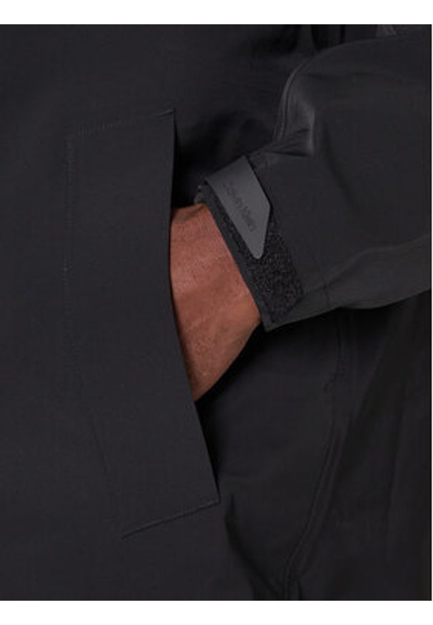Calvin Klein Płaszcz przejściowy LV04LD518G Czarny Regular Fit. Kolor: czarny. Materiał: syntetyk