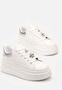 Renee - Biało-Srebrne Sneakersy na Grubej Podeszwie Celessi. Kolor: biały. Materiał: jeans #3