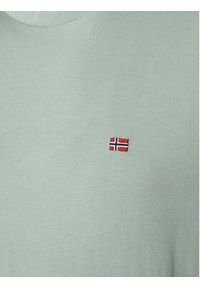 Napapijri T-Shirt Salis NP0A4H8D Khaki Regular Fit. Kolor: brązowy. Materiał: bawełna