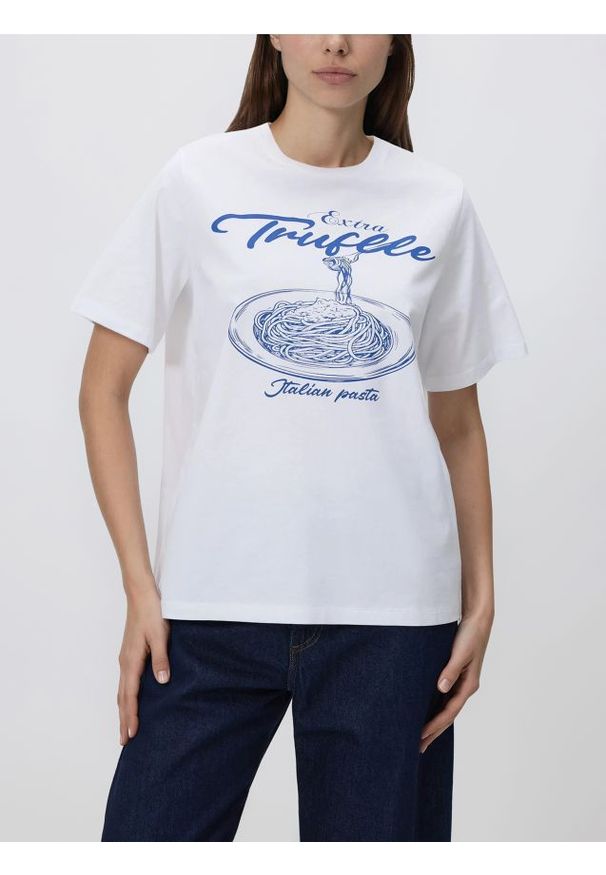 Reserved - T-shirt z nadrukiem - biały. Kolor: biały. Materiał: bawełna. Wzór: nadruk