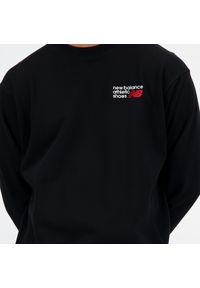 Bluza męska New Balance MT41547BK – czarna. Kolor: czarny. Materiał: dresówka, bawełna, tkanina. Wzór: napisy #2