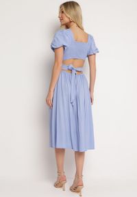 Born2be - Niebieska Rozkloszowana Sukienka z Wiskozy z Wycięciem i Wiązaniem na Plecach Dimicia. Typ kołnierza: dekolt kwadratowy. Kolor: niebieski. Materiał: wiskoza. Długość rękawa: krótki rękaw. Typ sukienki: rozkloszowane. Styl: elegancki #6