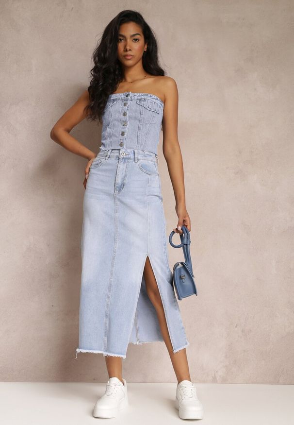 Renee - Niebieska Jeansowa Spódnica Maxi z Wysokim Stanem Elvi. Stan: podwyższony. Kolor: niebieski. Materiał: jeans. Wzór: aplikacja
