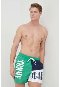Tommy Jeans szorty kąpielowe. Materiał: tkanina, poliester. Wzór: nadruk