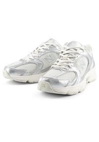 Buty unisex New Balance U5303IR – białe. Kolor: biały. Materiał: syntetyk, materiał. Szerokość cholewki: normalna. Sezon: lato. Sport: turystyka piesza #6