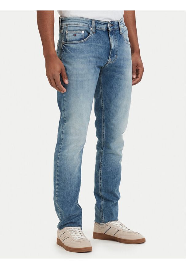 Tommy Jeans Jeansy Scanton DM0DM22966 Niebieski Slim Fit. Kolor: niebieski