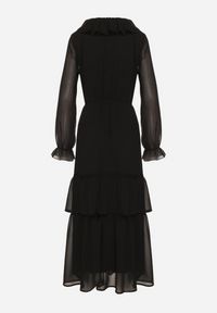 Born2be - Czarna Siateczkowa Sukienka VICES o Rozkloszowanym Kroju z Falbanami Arevite. Typ kołnierza: dekolt w kształcie V. Kolor: czarny. Typ sukienki: rozkloszowane. Styl: klasyczny #2