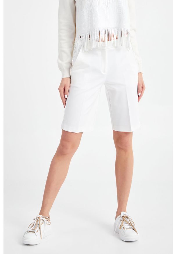 Pinko - SPODENKI FIDATO PINKO. Stan: podwyższony. Długość: krótkie. Sezon: lato. Styl: rockowy, klasyczny