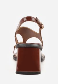 Renee - Brązowe Sandały w Stylu Japonek na Niskim Słupku z Aplikacją Fyreltarish. Kolor: brązowy. Wzór: aplikacja. Obcas: na słupku #8