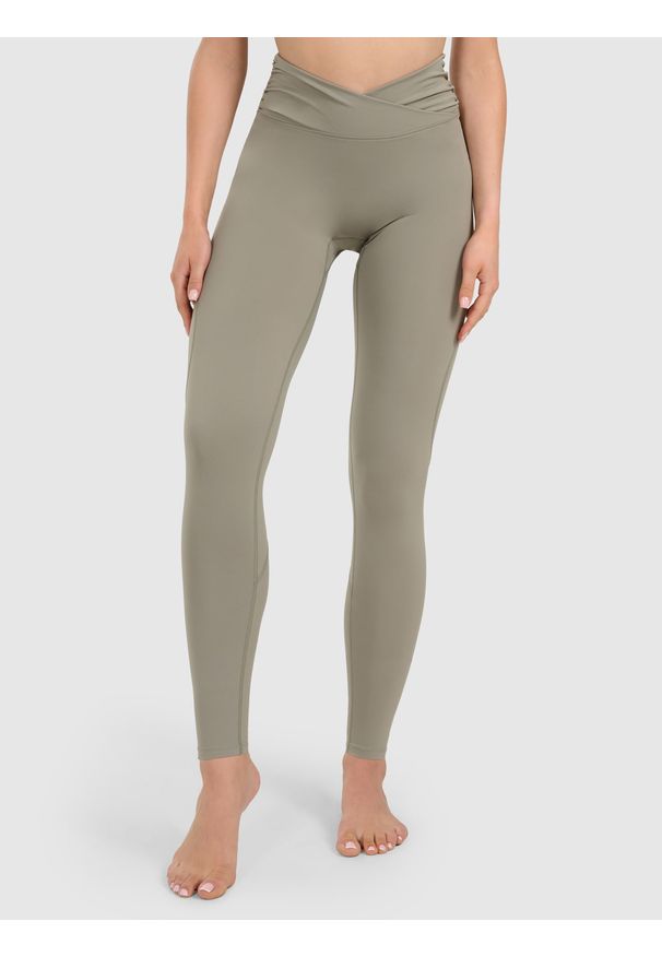 4f - 4F Legginsy do jogi i pilatesu szybkoschnące damskie - zielone L. Stan: podwyższony. Kolor: zielony. Materiał: dzianina, włókno, elastan, materiał. Długość: długie. Sport: joga i pilates