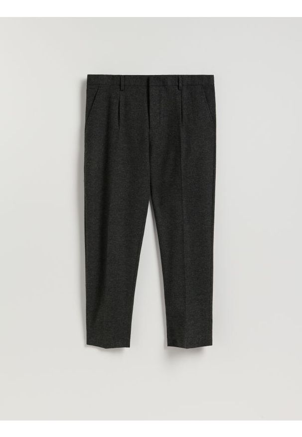 Reserved - Spodnie slim fit z wełną - ciemnoszary. Kolor: szary. Materiał: wełna