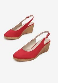 Born2be - Czerwone Sandały Axiphosia. Nosek buta: okrągły. Zapięcie: pasek. Kolor: czerwony. Materiał: skóra. Wzór: ze splotem, aplikacja, gładki. Obcas: na koturnie. Wysokość obcasa: średni #3