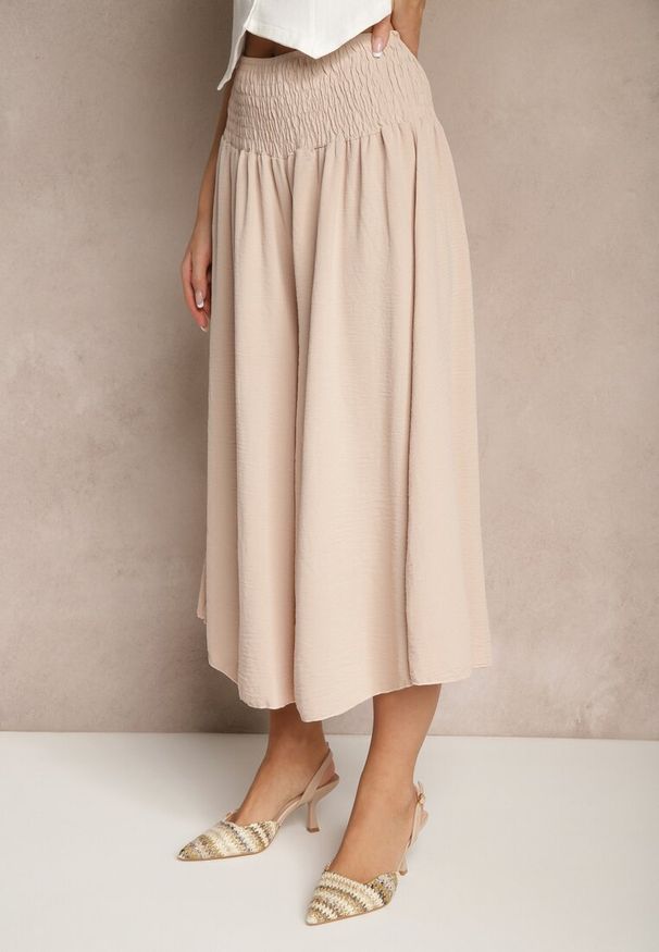 Renee - Beżowe Spodnie Typu Kuloty High Waist o Szerokim Kroju z Marszczeniem Araliannis. Okazja: na co dzień. Stan: podwyższony. Kolor: beżowy. Styl: klasyczny, elegancki, casual