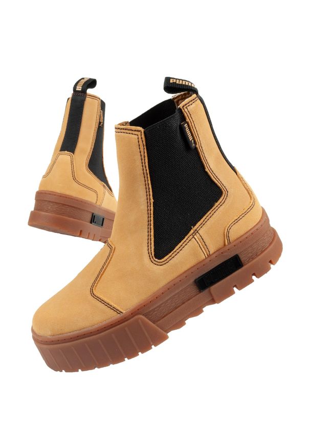 Buty botki damskie Puma Mayze Chelsea Suede. Zapięcie: bez zapięcia. Kolor: brązowy. Materiał: guma, skóra. Szerokość cholewki: normalna. Model: Puma Suede